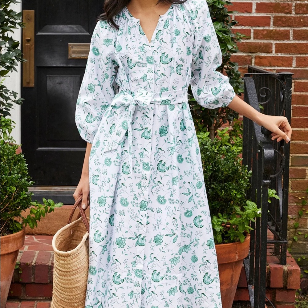 Lake Pajamas Brunch Dress in Meadow Vines XL